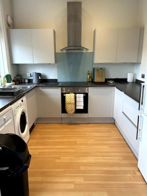 Suze'S Stays Harrogate Bagian luar foto